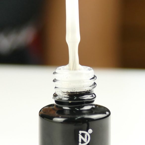 Gel Lac - DN030 -4ml - Cu Sidef - Alb sidefat - Pensula nouă!