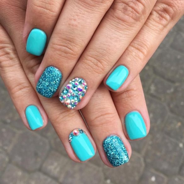Gel Lac 4 ml - DN047 - Turcoaz deschis - Pensula nouă!