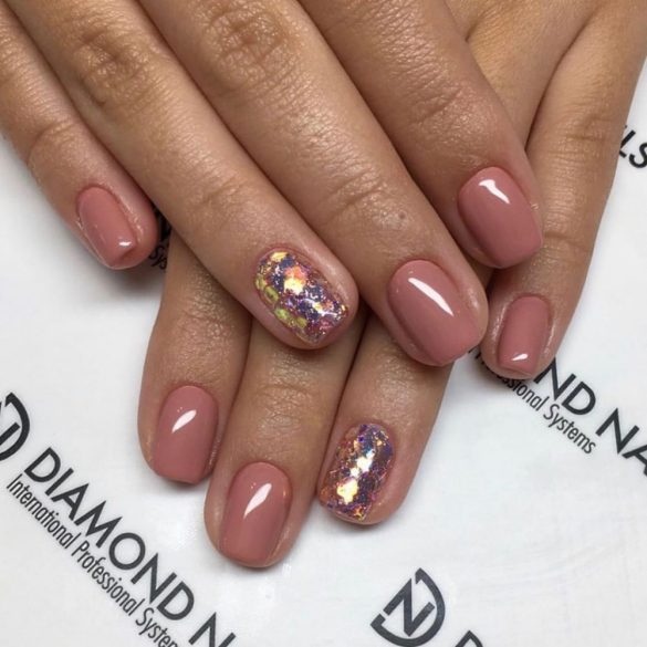 Gel Lac 4 ml - DN221 - Nude Rozaliu - Pensula nouă!