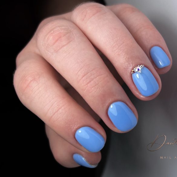 Gel Lac - 4 ml DN129 - Albastru cristal - Pensula nouă!