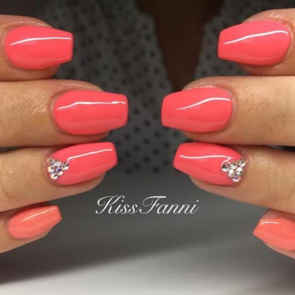 Gel Lac 4 ml - DN237 - SĂRUTUL SIRENEI - Pensula nouă!