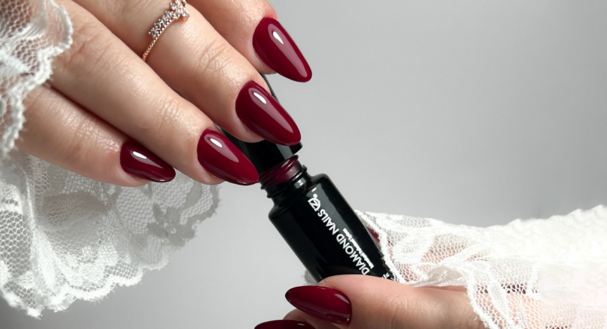 Descoperă secretul Diamond Nails - 5 reguli fundamentale pentru materiale perfecte de unghii cu gel