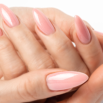 Tips unghii: cum să obtii look de salon chiar la tine acasa